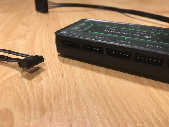 - (PC, Adapter, PC Gehäuse)
