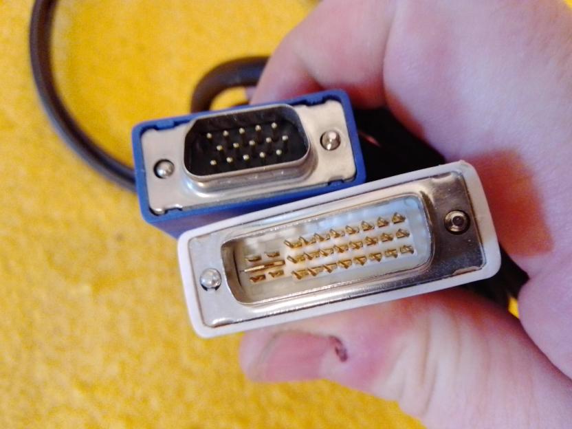 dviD auf vga funktioniert nicht? (Grafikkarte, Monitor)