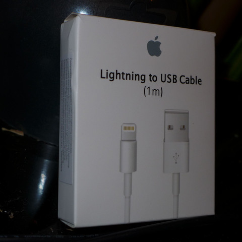 Verpackung vom Original - (Apple, Datenkabel)