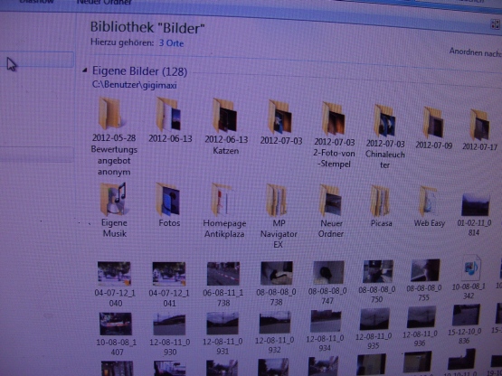 Mehrere Fotos zusammen aus einem Ordner in ein- und denselben anderen ...