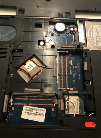 - (Laptop, RAM, Arbeitsspeicher)